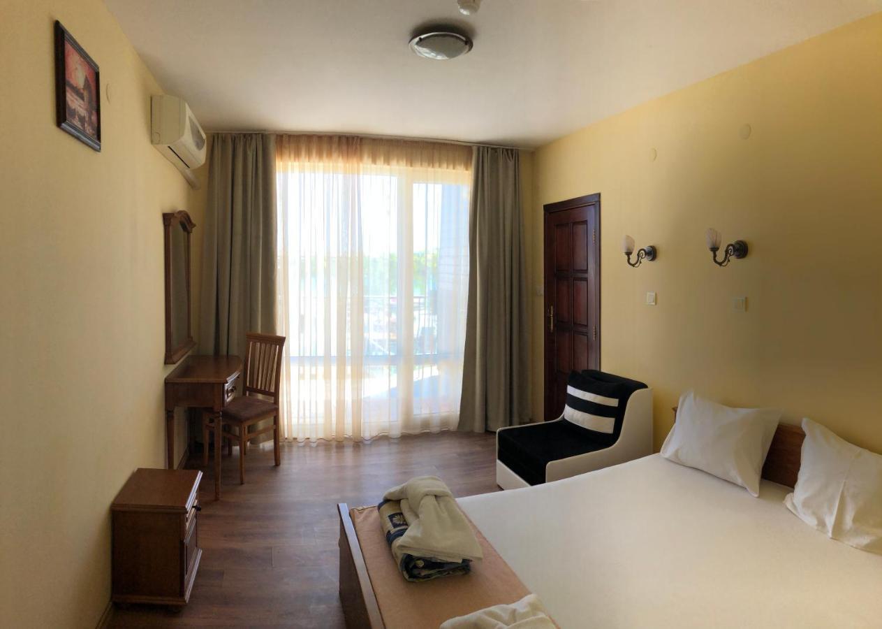 Family Hotel Littoral 소조폴 외부 사진