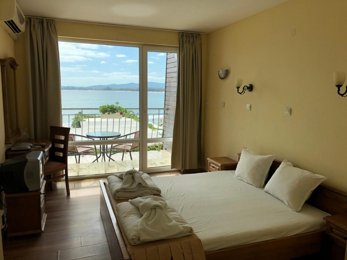 Family Hotel Littoral 소조폴 외부 사진